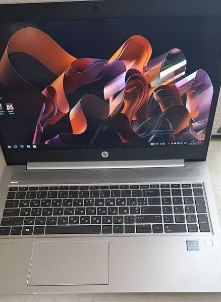 Продам потужний , 4х ядерний ноутбук Hp Probook 450 G6