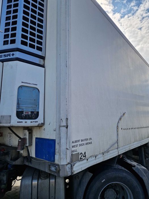 Напівпричіп рефрижератор Gray Adams GA3FL