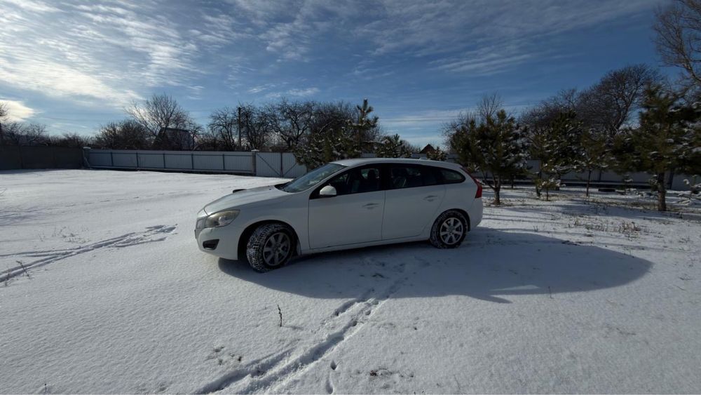 Volvo v60 продам авто