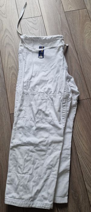 Stroj do Judo męskie na wzrost 180 cm