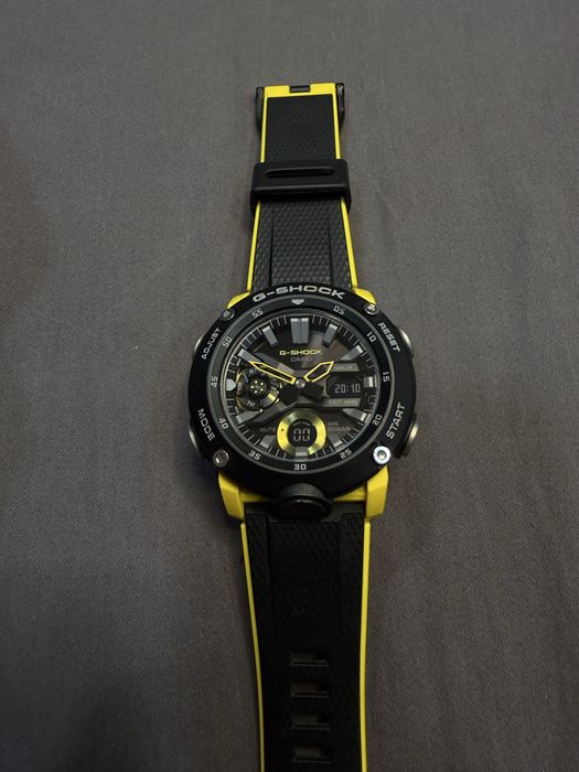 Часы Casio G-SHOCK GA-2000-1A9