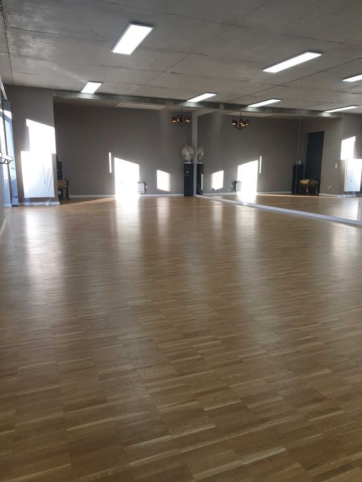 Sala lustra70mKraków taneczna  superkomfortowa  do nagrań