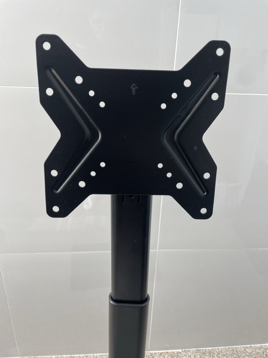 Suporte TV de chão até 45kg