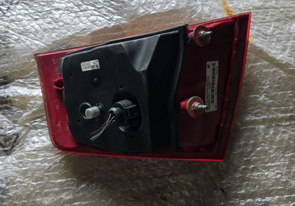 Farolim/Farol traseiro esquerdo Audi A8 D3