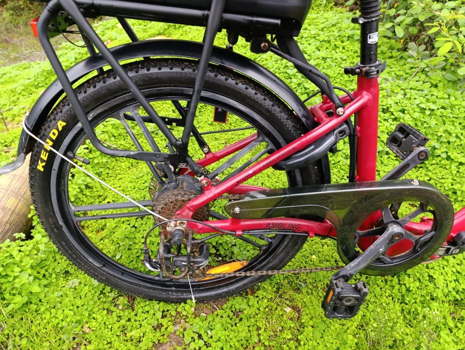 Lacros bicicleta elétrica em bom estado