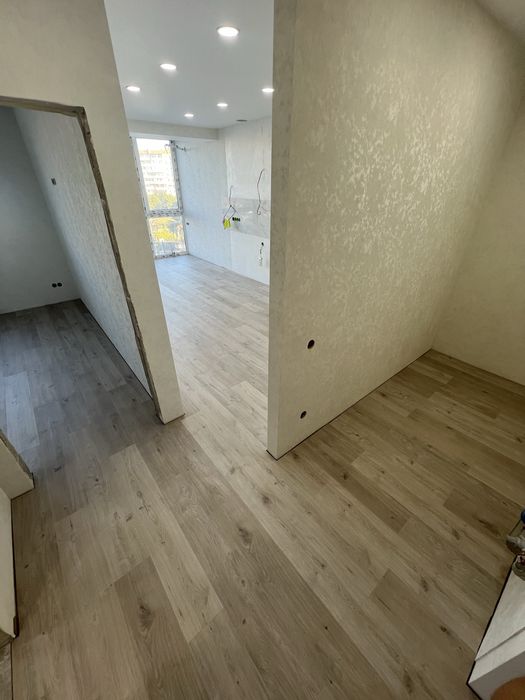 Вкладання ламінату / вінілу / ремонт/плінтус / укладка ламината/ винил