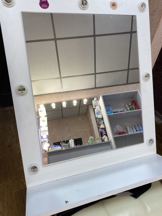 Дзеркало в салон