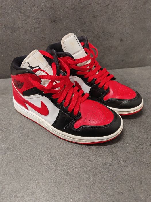 Nike air Jordan 1 mid r. 38