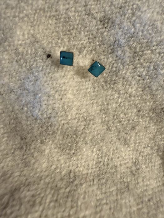 Vendo brincos Stone by Stone