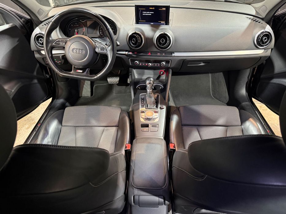 Audi A3 Limousine 1.6 TDI S-line S tronic / Garantia