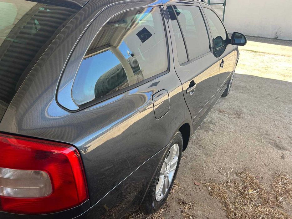 SKODA OCTAVIA Break Green Line — photo 4