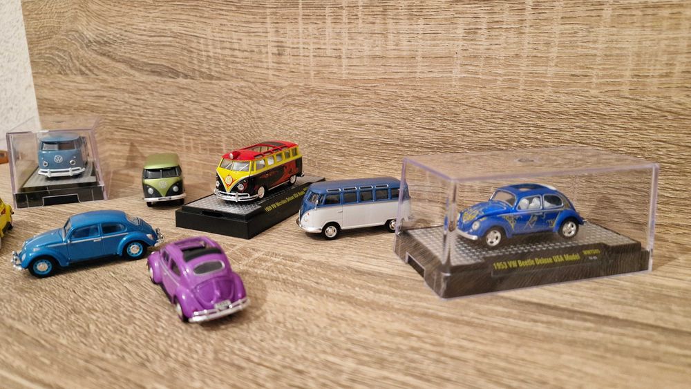 Lote de 8 Miniaturas VW carochas e Furgons Tuning 1:64