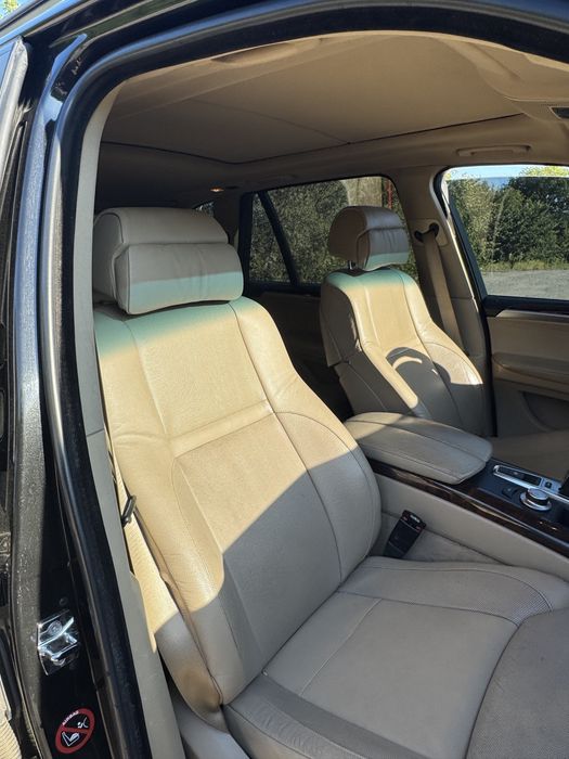 Машиа BMW X5 E70