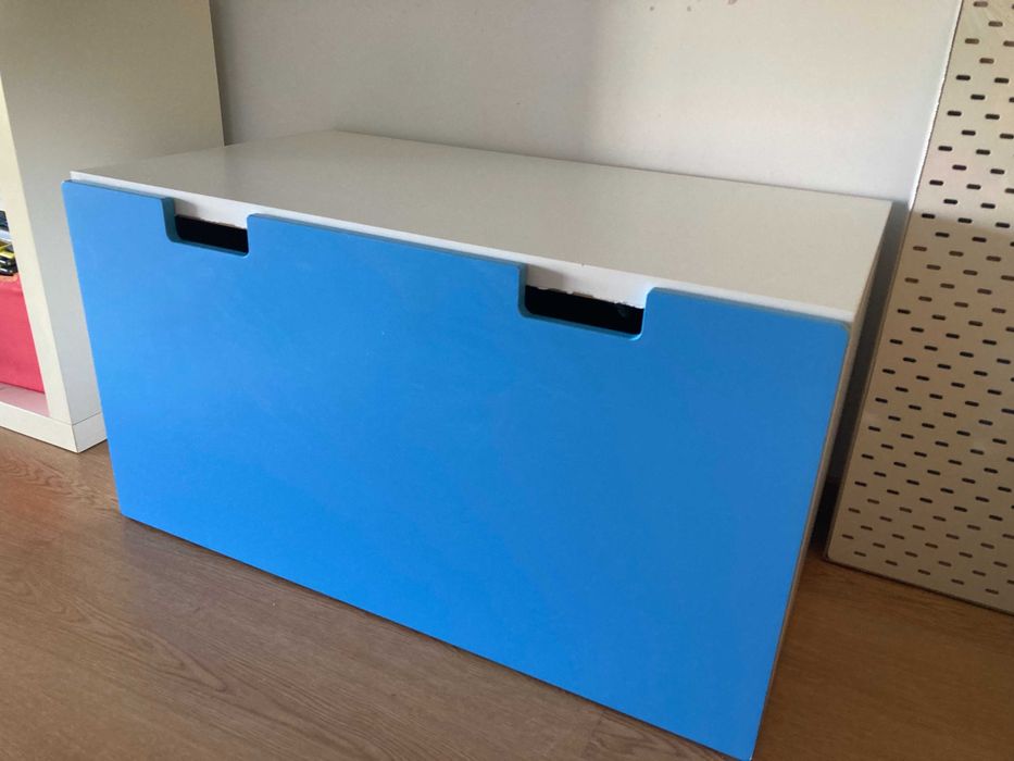 Banco com Caixa de Arrumação IKEA Stuva (Azul e Branco)