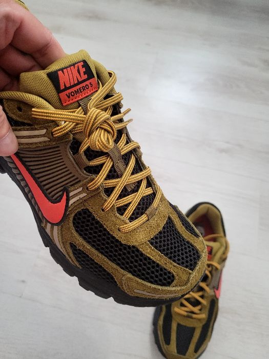 Кроссовки NIKE VOMERO 5 нові original