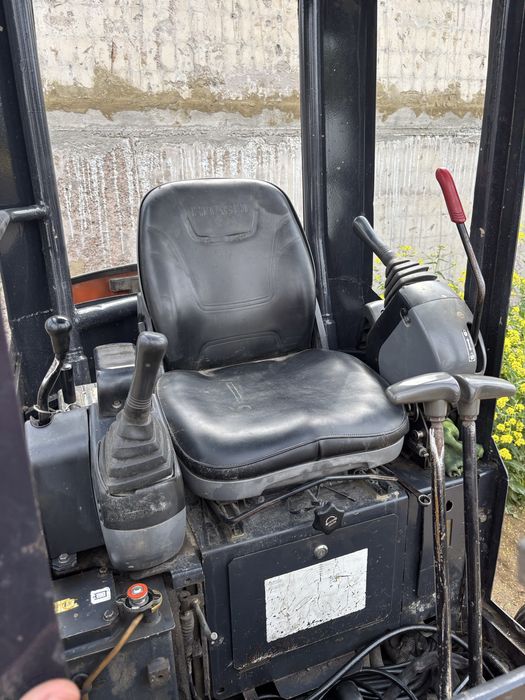 Продам HITACHI zx17u-2  2012рік