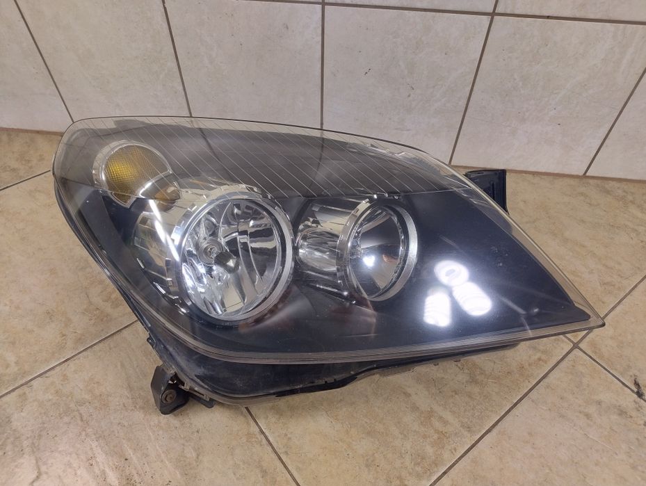 Opel Astra H 03-12 lampa reflektor prawy przód Europa wysyłka