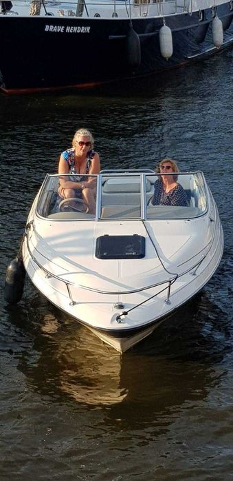 Bayliner 2052 Cuddy Cabin 1988 – Mercruiser 3.0L Inboard em Bom Estado