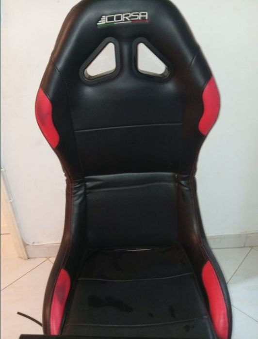 Cadeira Sim Racing “Corsa” vermelha – excelente estado