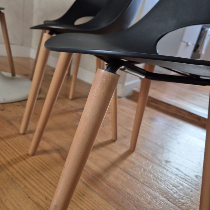Cadeiras de mesa