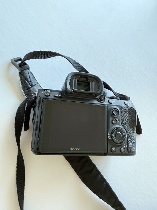 Sony A7 III - 77 mil disparos