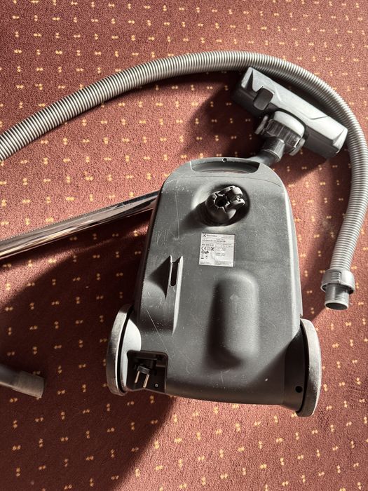 Odkurzacz Elektrolux EasyGo biały