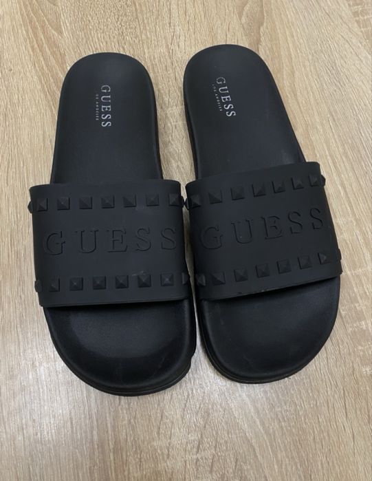 Guess  р.42  сланці шльопки шльопанці сабо