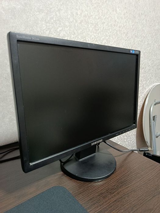 Монiтор Samsung SyncMaster 943NW 19″