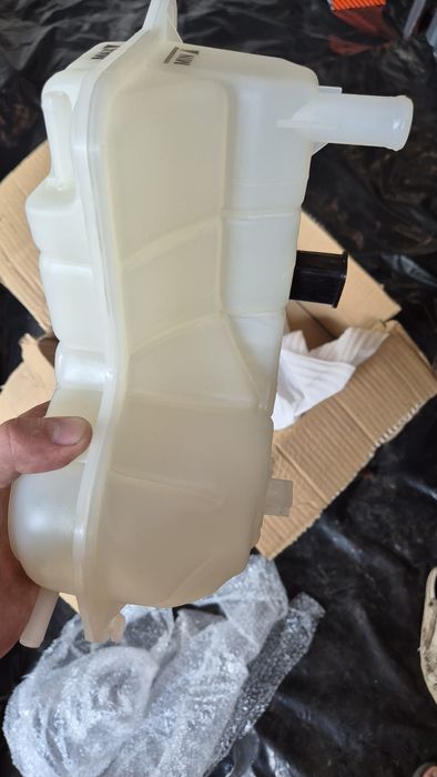 Розширювальний бачок ауді а4б7