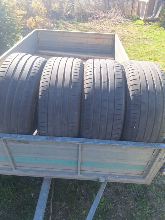 235/45R18 Opony letnie