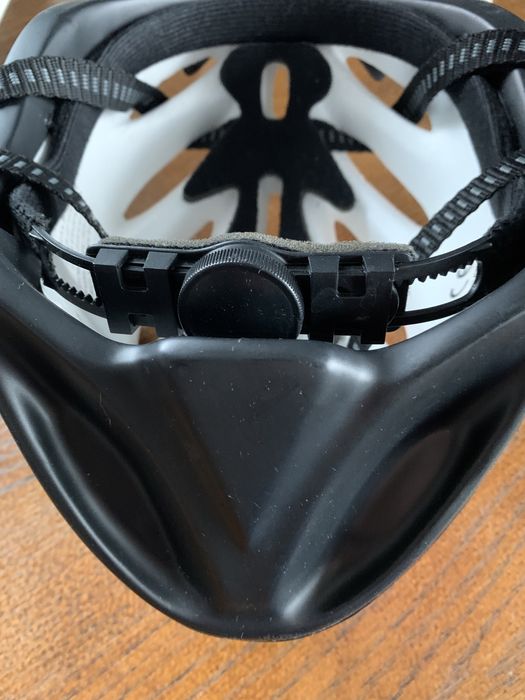 Kask dla dziecka na rower, hulajnogę, wrotki itp.