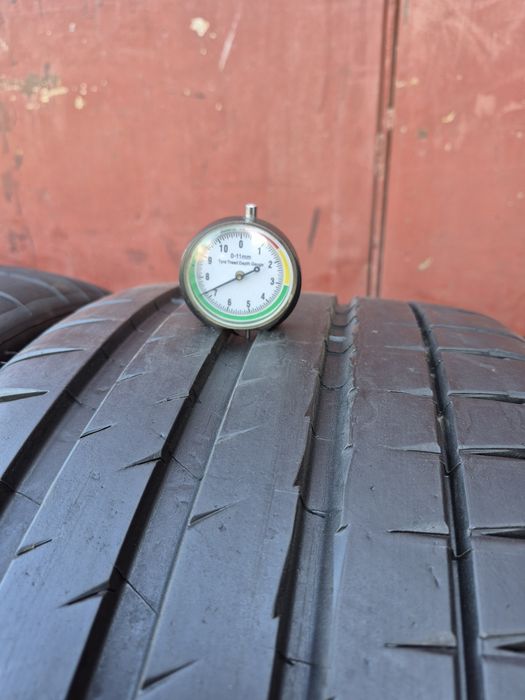 255/35/19 R19 Michelin Pilot Sport 4S літо 4шт ціна за 1 шт