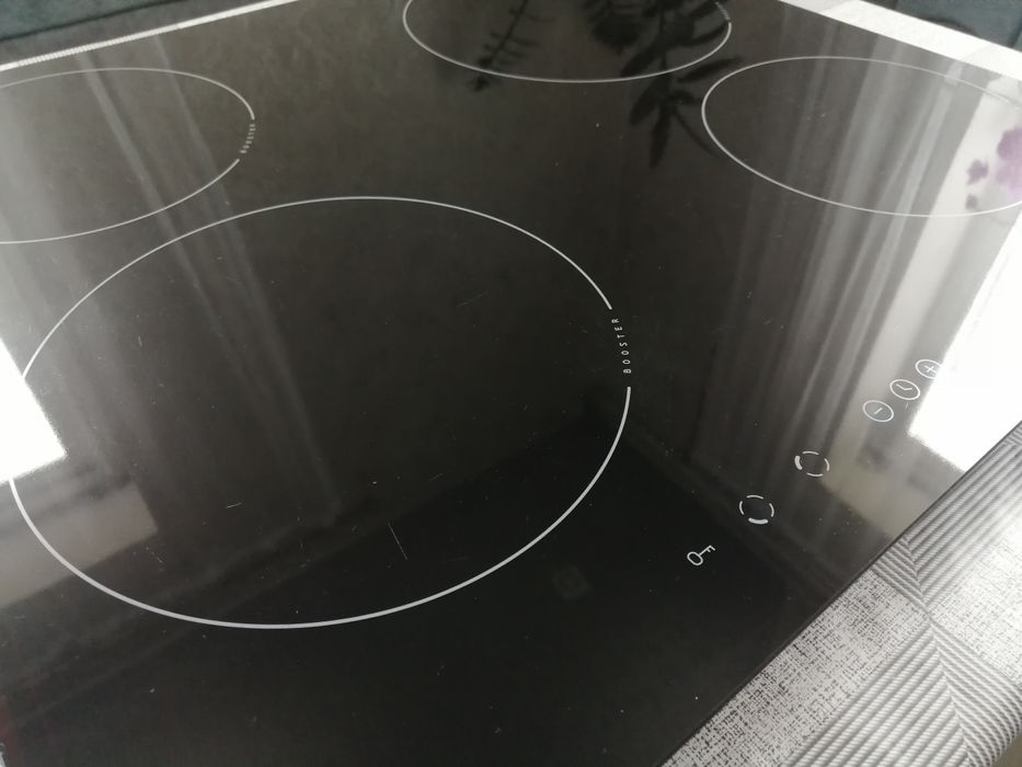 Індукційна варильна поверхня Amica