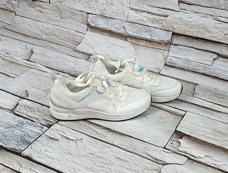 Buty sportowe damskie Cleve 37