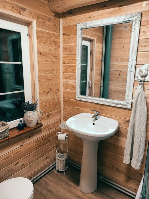 Wynajmę drewniany domek z jacuzzi ( sylwester juz zajety)