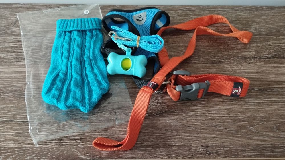 Duas trelas+ camisola de lã.