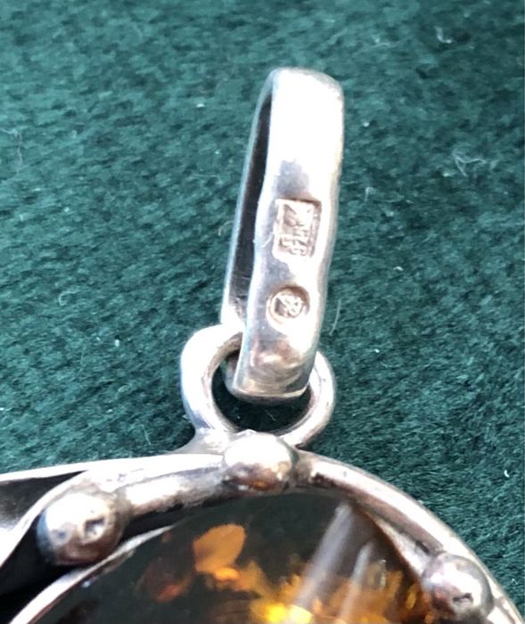 Zawieszka wisior bursztyn srebro vintage