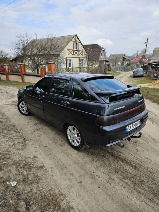 Продам Lada 2112 1.6 v16