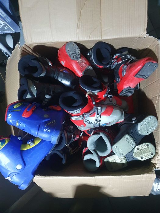 Buty do nart różne rodzaje różne rozmiary