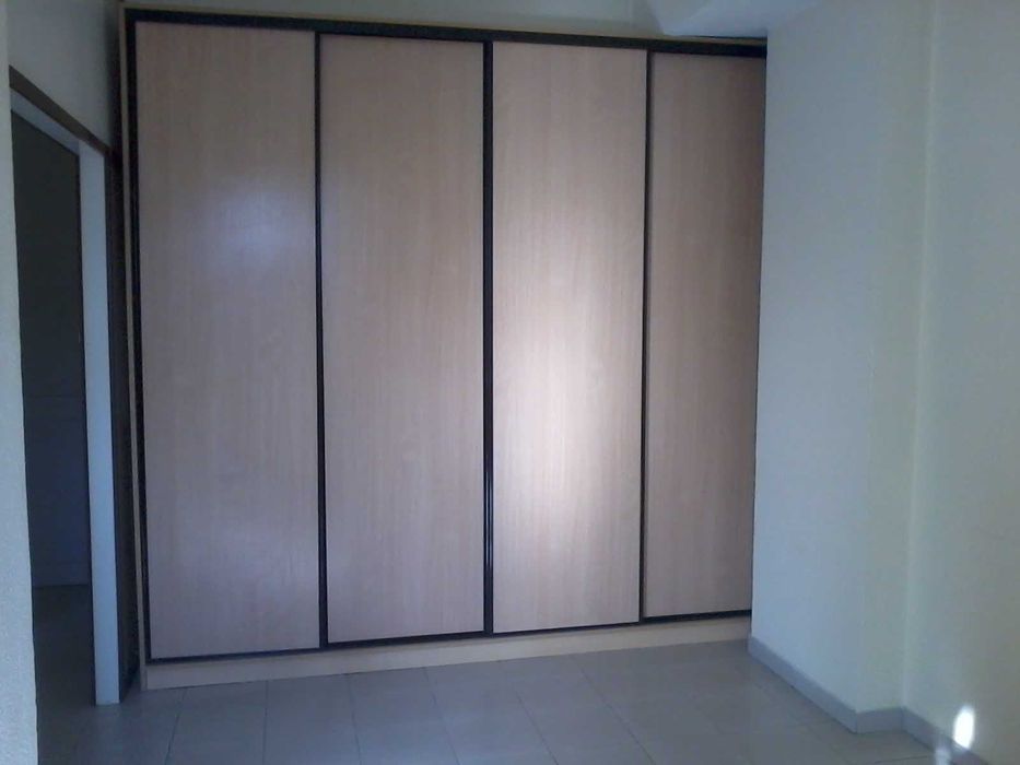 Escritório compartimentado 55 m2 -  Zona Central - Almada