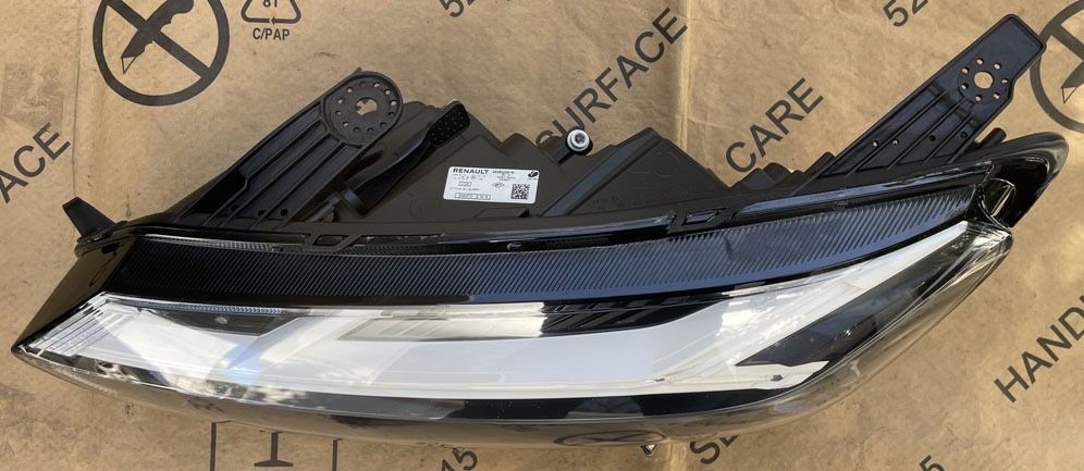 Farol condutor dacia sandero 2023 em diante