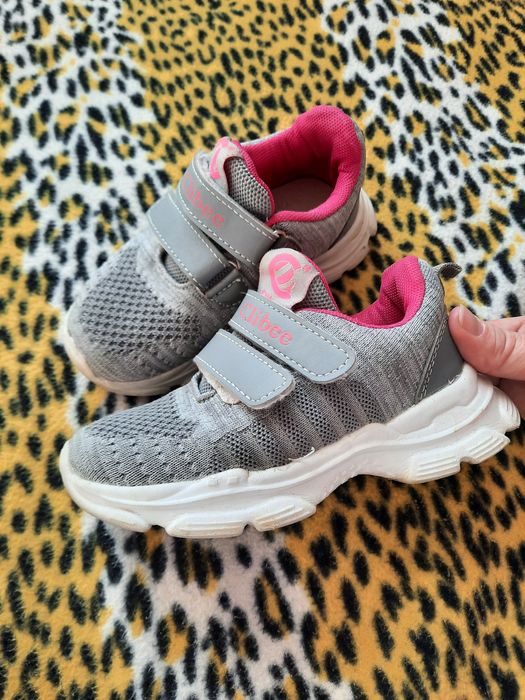 Кросівки дитячі 28 р 27 р