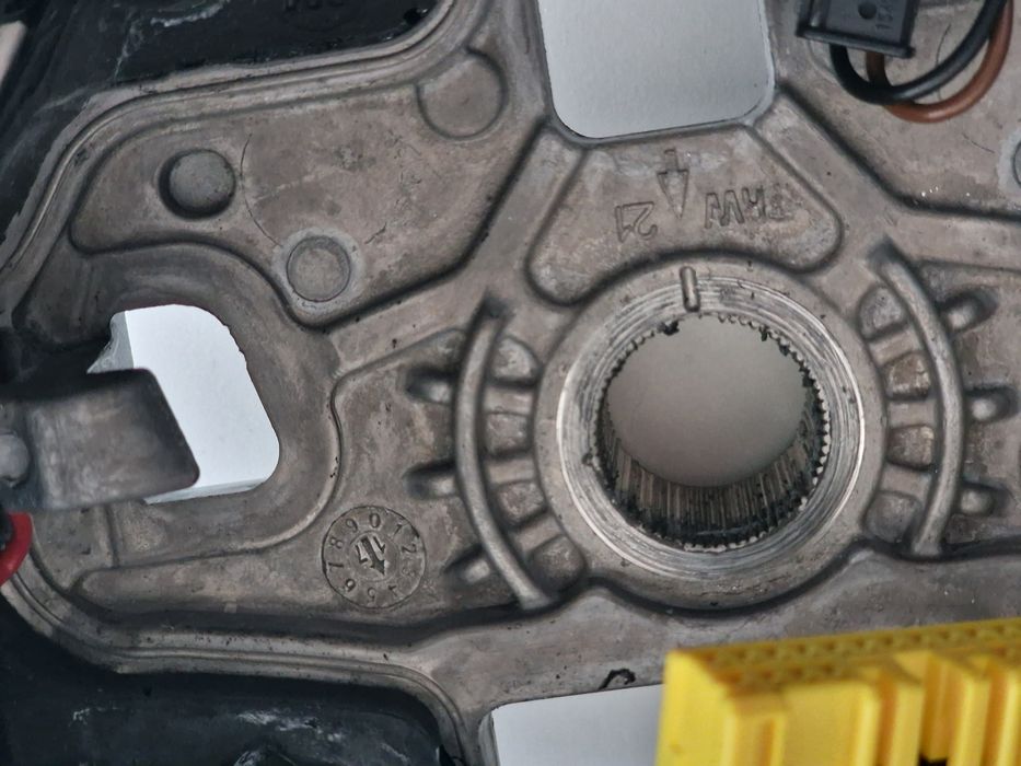 Opel Astra K, Corsa : kierownica grzana, skóra, multifukcja