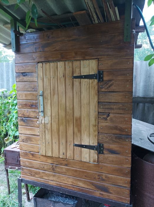 Коптильня холодного та гарячого копчення,