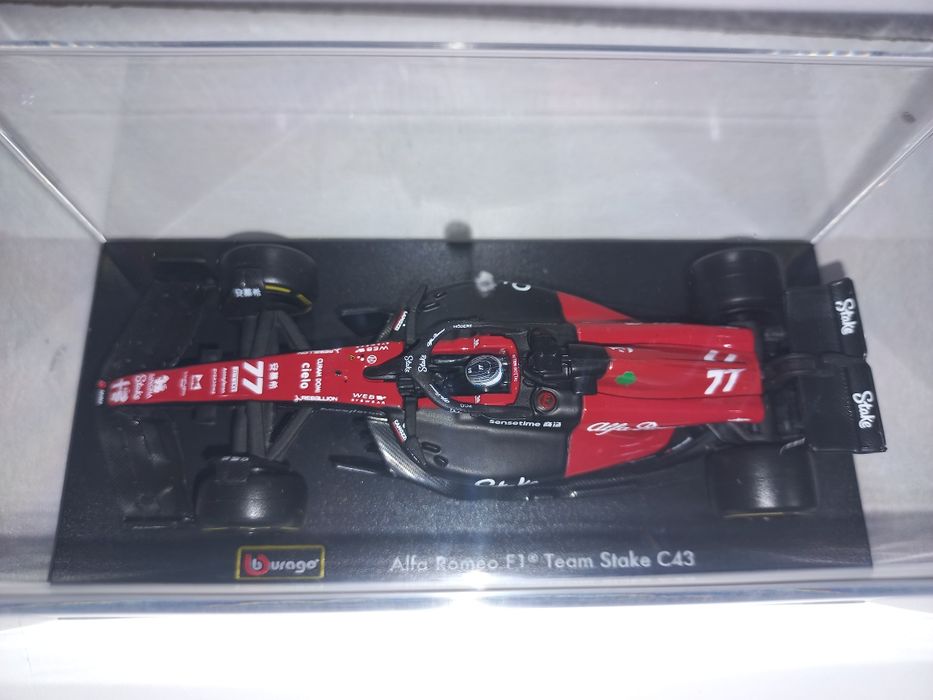 Bburago bolid F1 Alfa Romeo Team Stake C43, sezon 2023, V. Bottas,1:43
