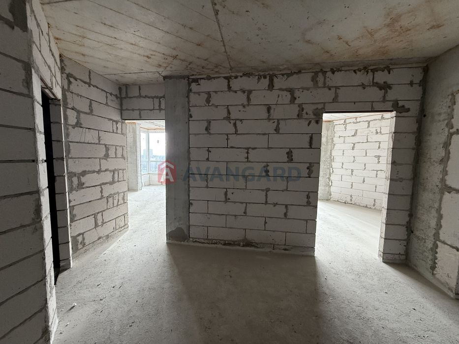 Центр, Новобудова, 3-кімнатна!