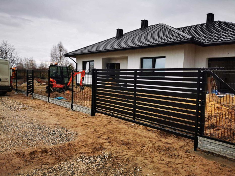 Brama wjazdowa przesuwna,palisada,ogrodzenie palisadowe,panelowa 4m+1m