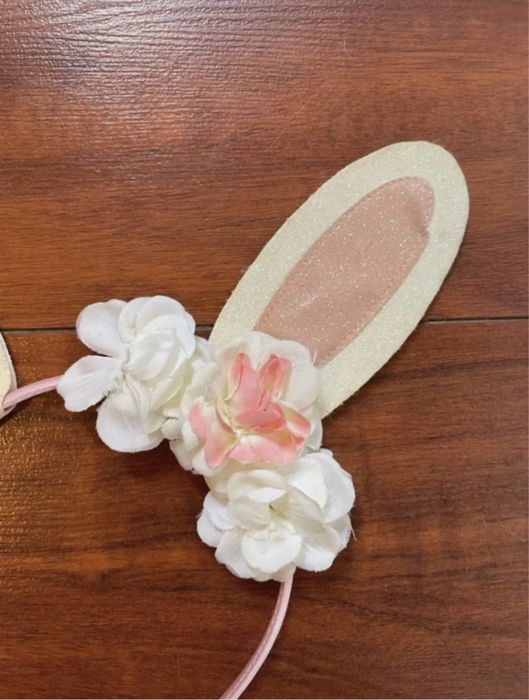 Bandelete criança com orelhas coelho e flores - carnaval