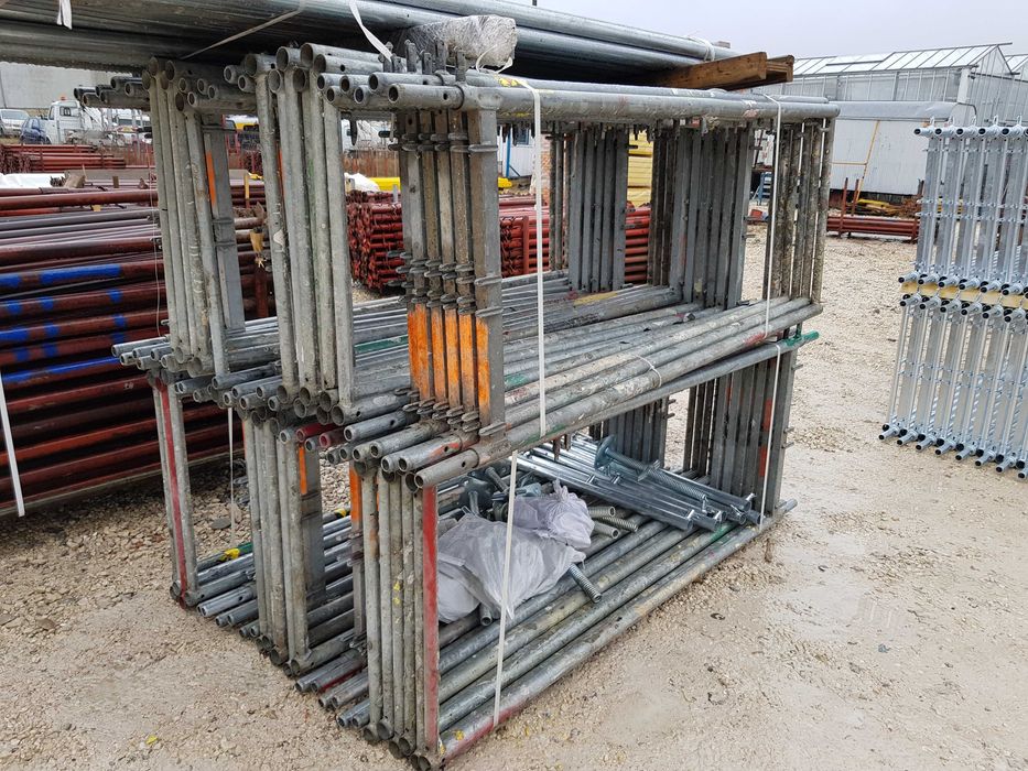 Dźwigar H20 Szalunki Stemple budowlane Doka