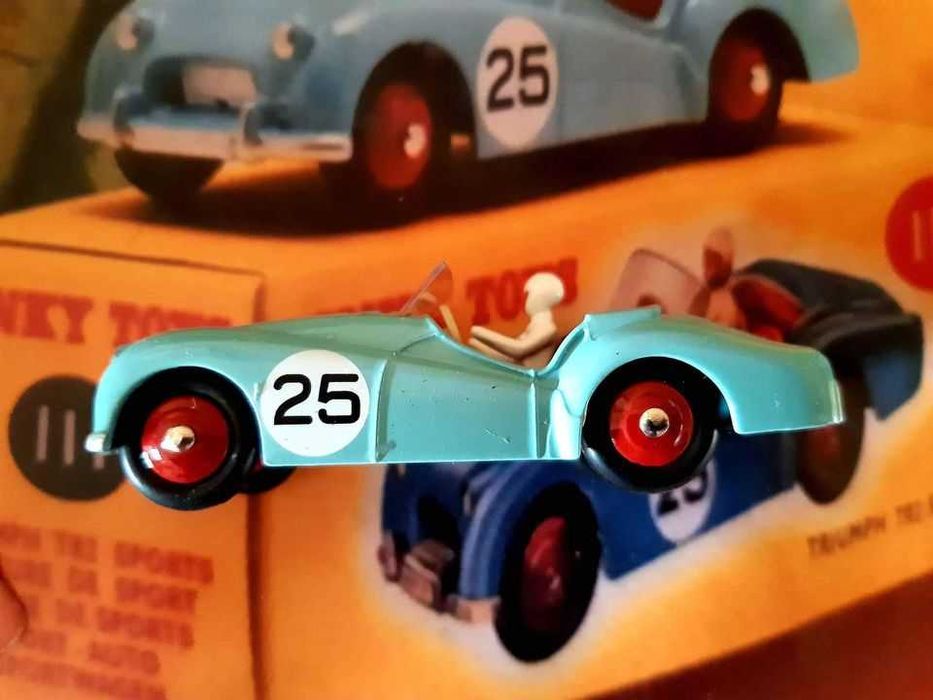 Triumph TR2 Sports, Dinky Toys Atlas, 1/43